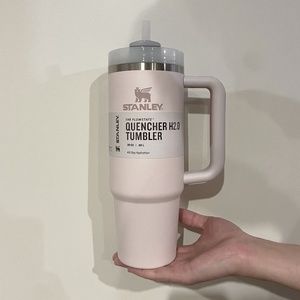Stanley 30 oz. Quencher H2.0 FlowState Tumbler - Rose Quartz